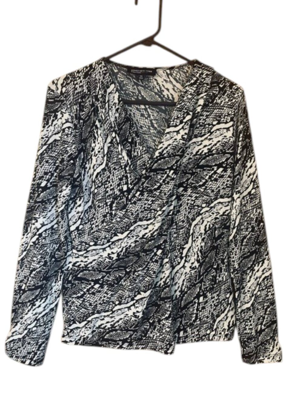 JONES NEW YORK Signature Petite Snakeskin Faux Wrap Blouse - Medium Petite